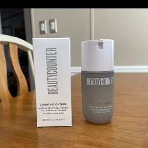 Beautycounter Countercontrol Matte Effect Gel Cream